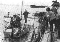 Позади первый этап экспедиции. Яхта швартуется в Хатанге. : 1971-9-25.jpg
