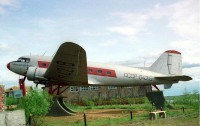  Ли-2 СССР-04218 пос. Черский,июль 1992г.jpg
