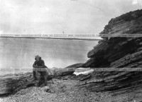  013 Березкин 1914 г., Участник экспедиции Н.А.Кулик на Скалистом берегу  Вайгача.jpg