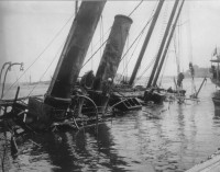 BORE-II после пожара в порту Хельсинки. Май 1915 года.<br />http://images-7.moifoto.ru/big/1/90/3912086kah.jpg?1311190075 : 5.jpg
