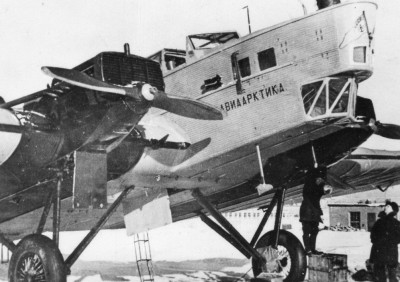  Photographie anonyme vintage avion aviation plane hélice Tupolev.JPG