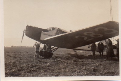  Photographie anonyme vintage snapshot avion aviation plane hélice aérodrome.JPG