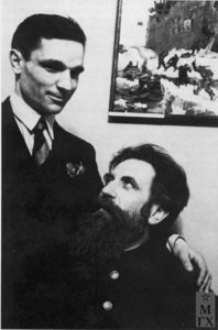 Ф. Решетников и О.Ю. Шмидт на персональной выставке художника в Москве. 1936 : RES-16.jpg