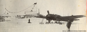  Праздник на зимовке по случаю прилета Н-115, 1938 г..jpg