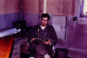  Details about  Ektachrome Transparency 35MM Slide South Pole Man Reading Jeff Wright Nov 1971.jpg