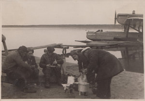  Дудинка 1940 г завтрак на о Кабацкого.jpg