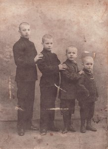братья Кукановы. 1908 г. : kukanovs-1908.jpg