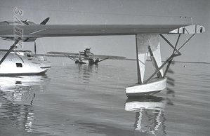  1940-08-30 ДВ Н-237 и МП-7 Н-308  бухта Кожевникова мыс Косистый 03 копия.jpg