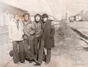  Гена Подлесный, Атхам Иваныч, Петя Петров, Урхан Юсимов 1980г..jpeg