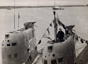  1960Диксон-Б133-ДеньВМФ.jpg