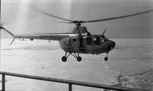  Ленинград выводит дизель-электроход Пенжина-май1966-11.jpg